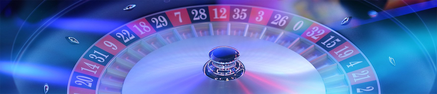 8888by APP မှ Myanmar National League ဘောလုံး live betting ကစားနေသောမြင်ကွင်း
